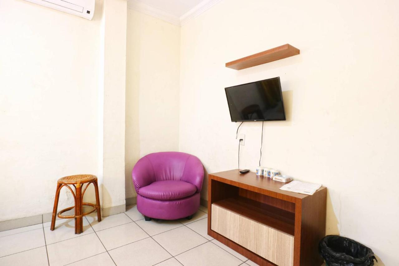 Lee Garden Hotel Medan Exterior photo