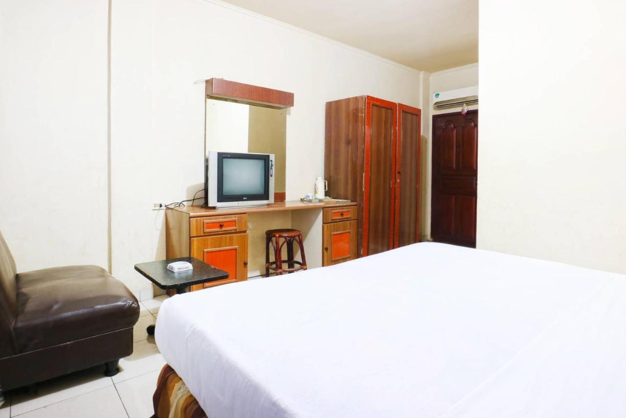 Lee Garden Hotel Medan Exterior photo